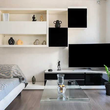 Apartment Seaview For 2 In Palaio Faliro